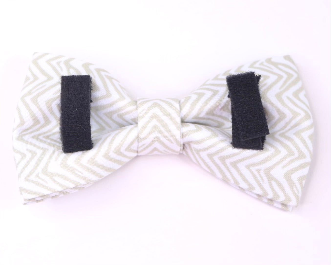 The Doggie Bow Tie - Madagascar